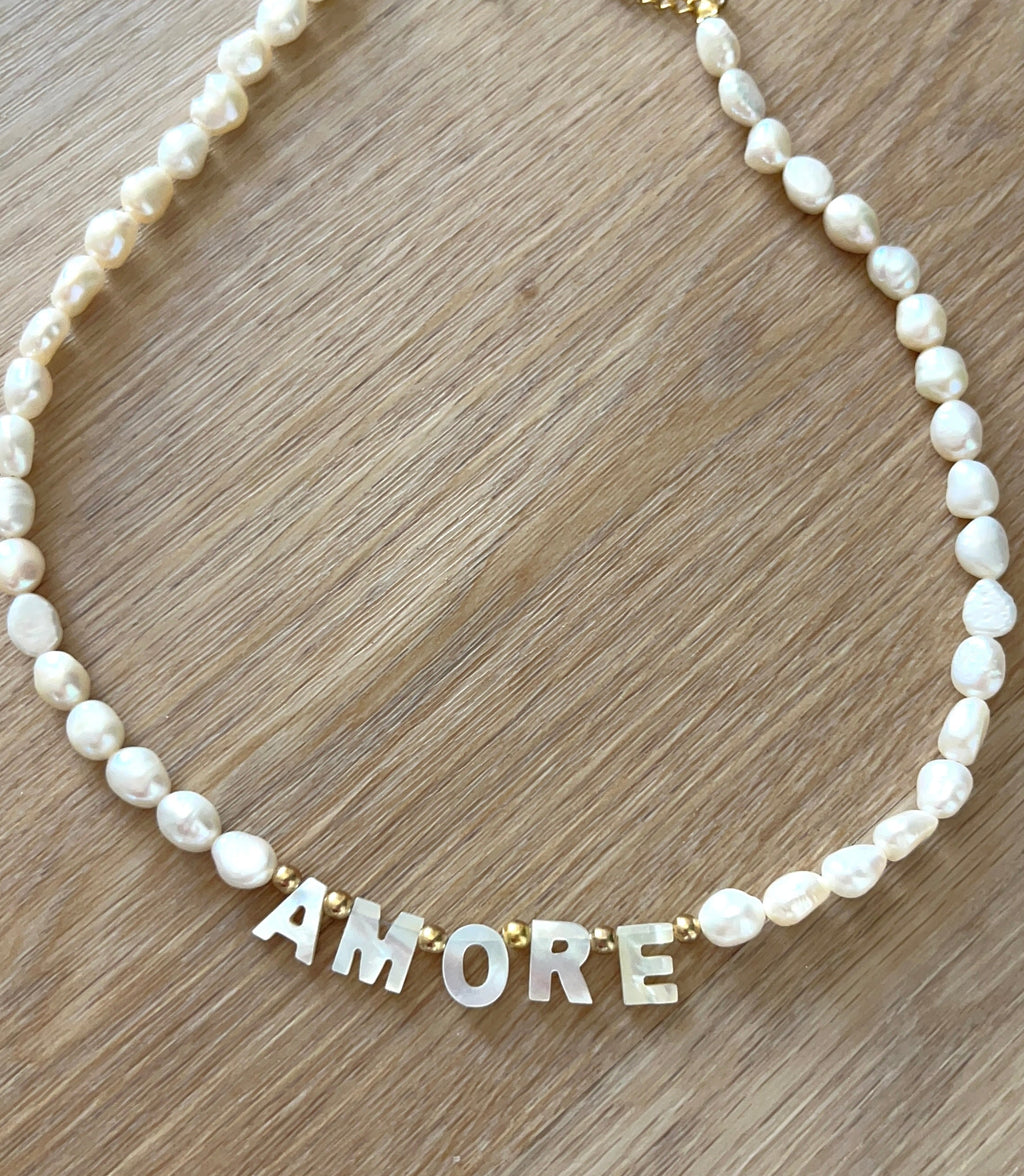 A.M.O.R.E Mother of Pearl Choker